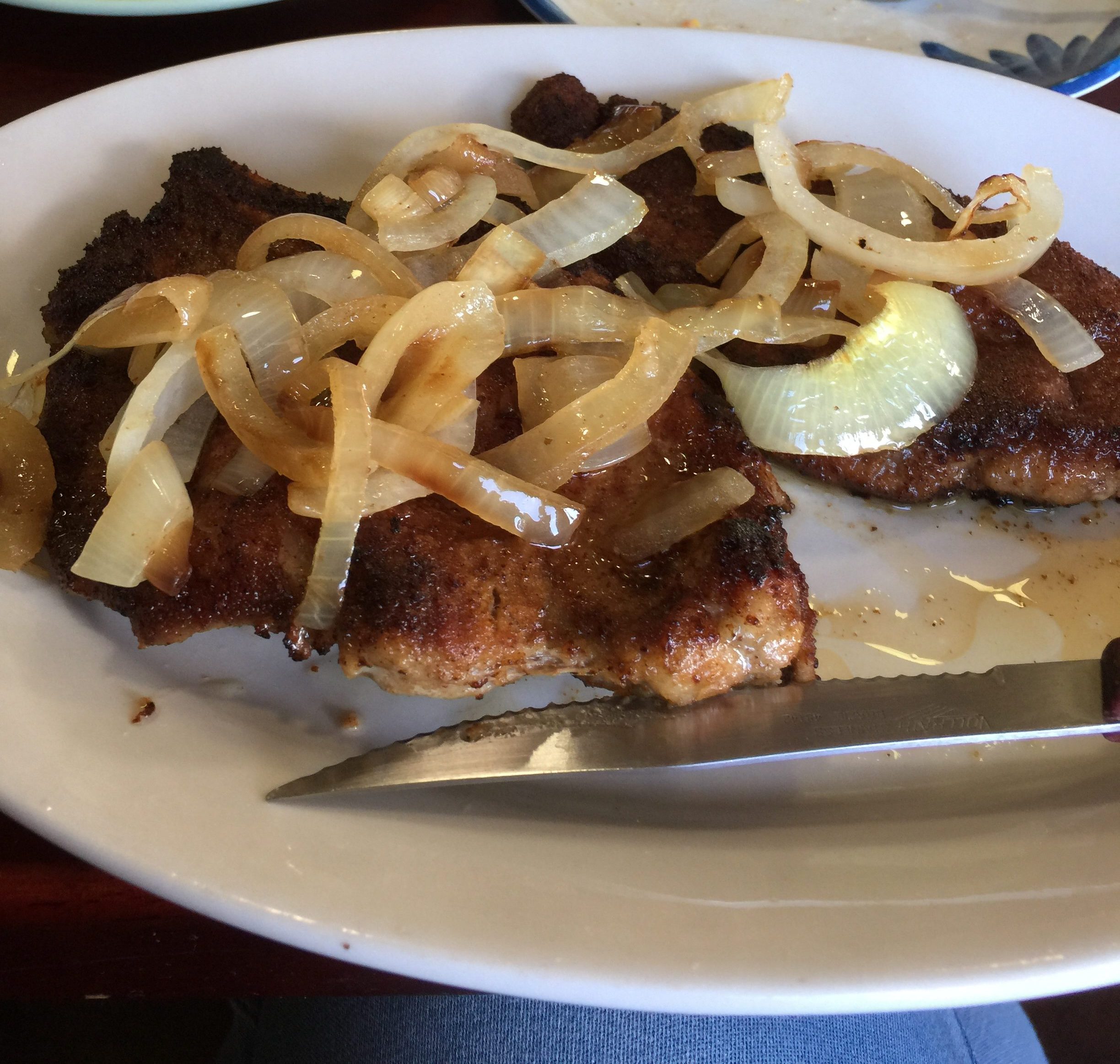 マナゴホテルのポークチョップ